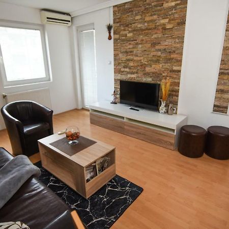 Victoria Apartment - Excellent Choice - Near Center Szkopje Kültér fotó